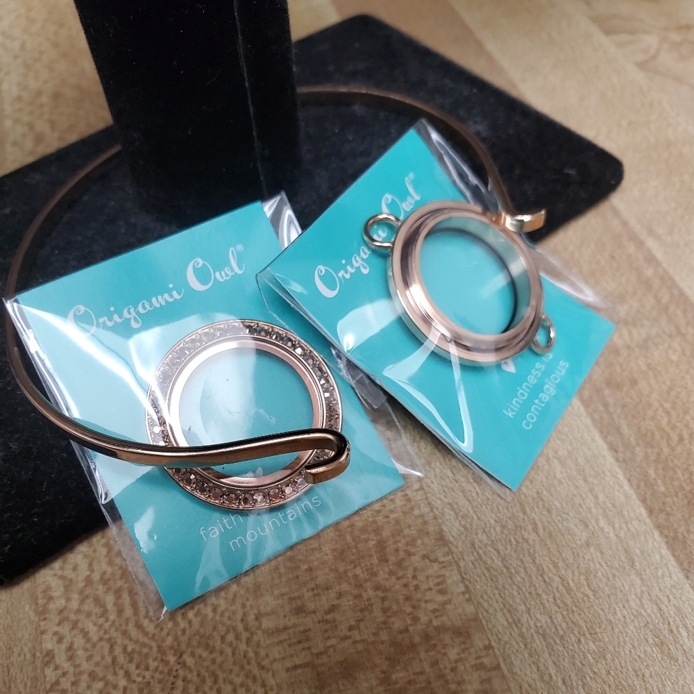 Origami Owl Bangle